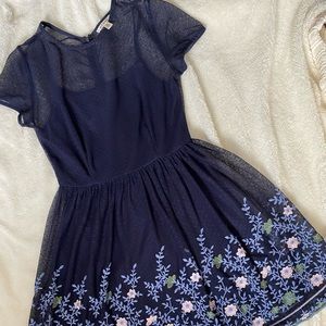 Francesca’s navy blue dress
